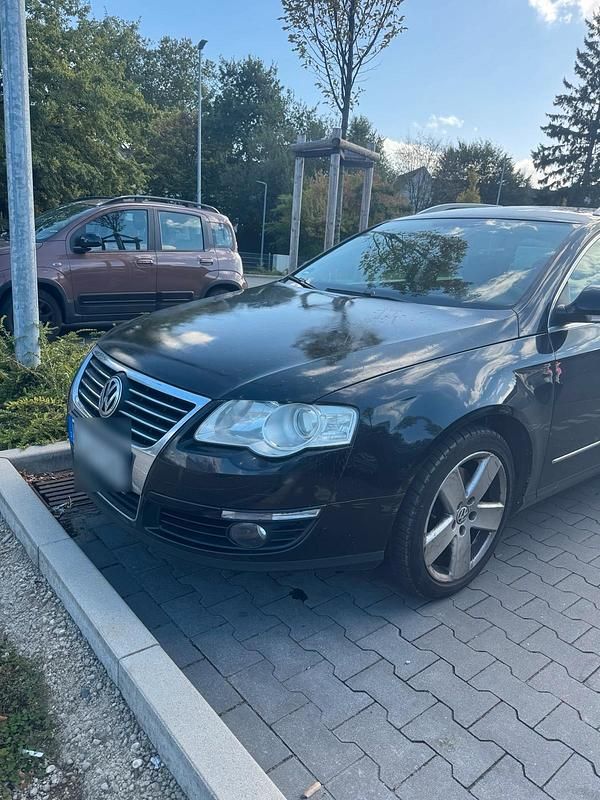 Schwarz Gebraucht 2007 VW Passat Kombi | 700 € (Superpreis) - Bild 1/4