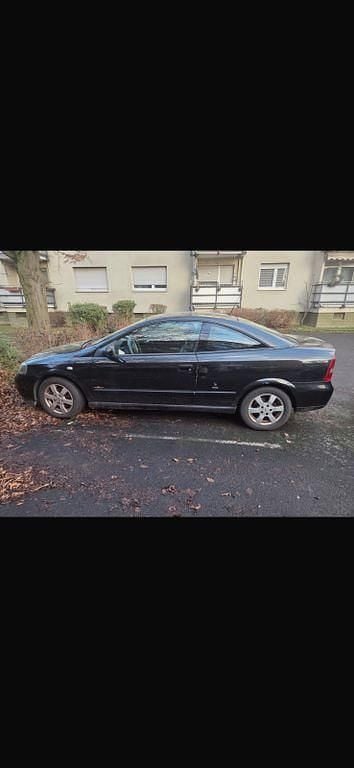 Gebraucht Opel Astra 147 PS (108 kW) 2004 Schwarz Coupé