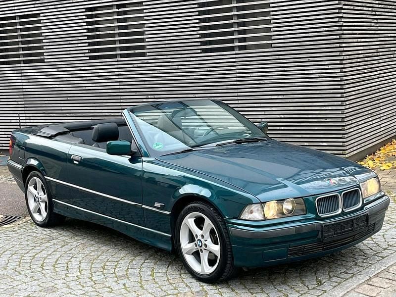 Grün Gebraucht 1996 BMW 318 Cabriolet Cabrio | 2.999 € (Superpreis) - Bild 1/4