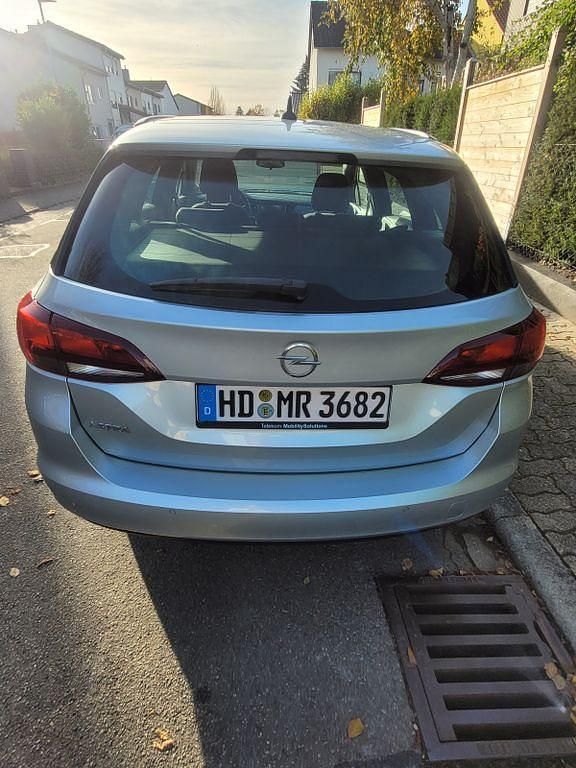Gebraucht Opel Astra Edition 110 PS (80 kW) 2018 Silber Kombi