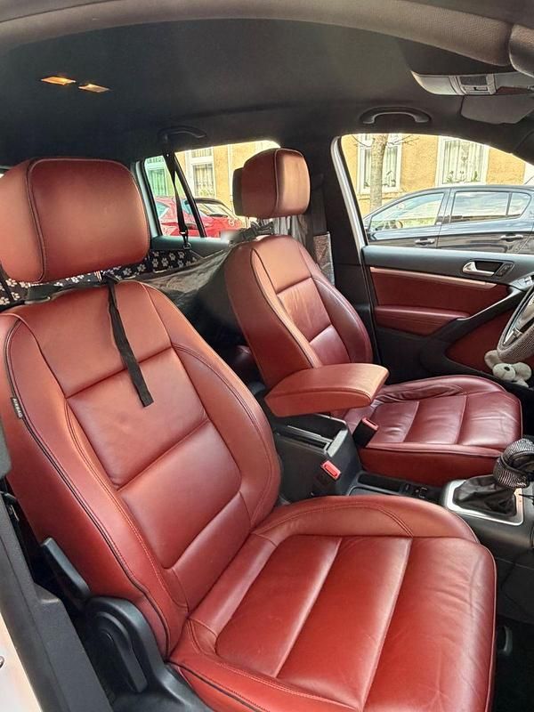 Gebraucht VW Tiguan LOUNGE 177 PS (130 kW) 2015 Orange SUV