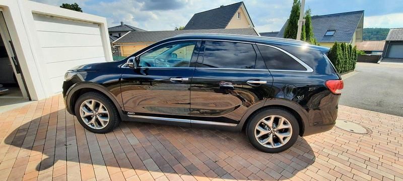 Schwarz Gebraucht 2017 Kia Sorento Edition 7 SUV | 23.300 € (Etwas zu teuer) - Bild 1/4