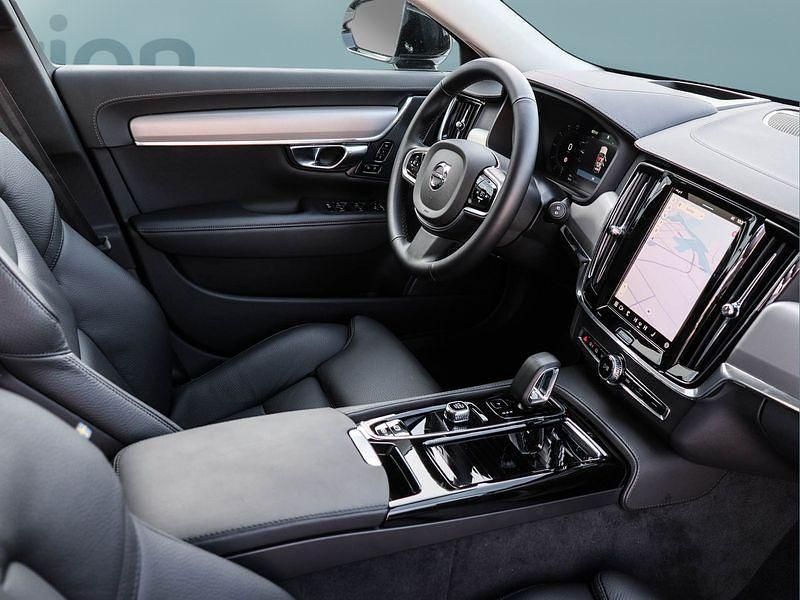 Gebraucht Volvo V90 349 PS (256 kW) 2025 Weiß Kombi