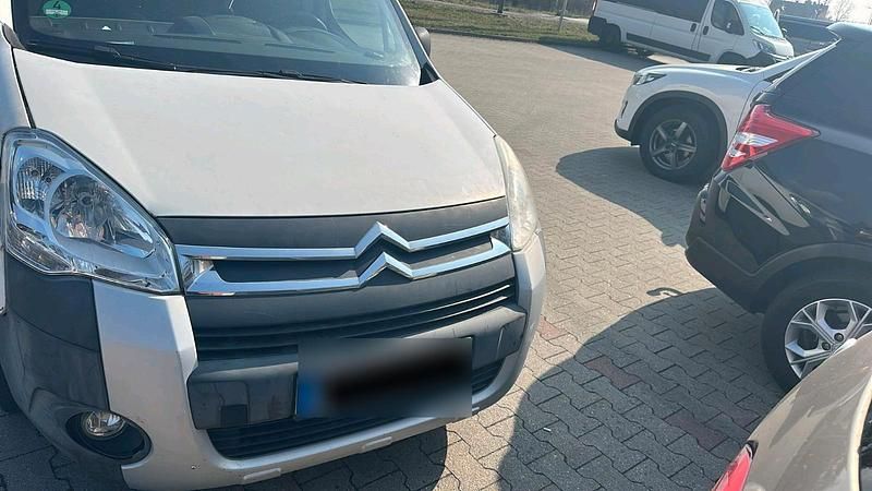 Gebraucht Citroën Berlingo 90 PS (66 kW) 2013 Weiß Van / Kleinbus