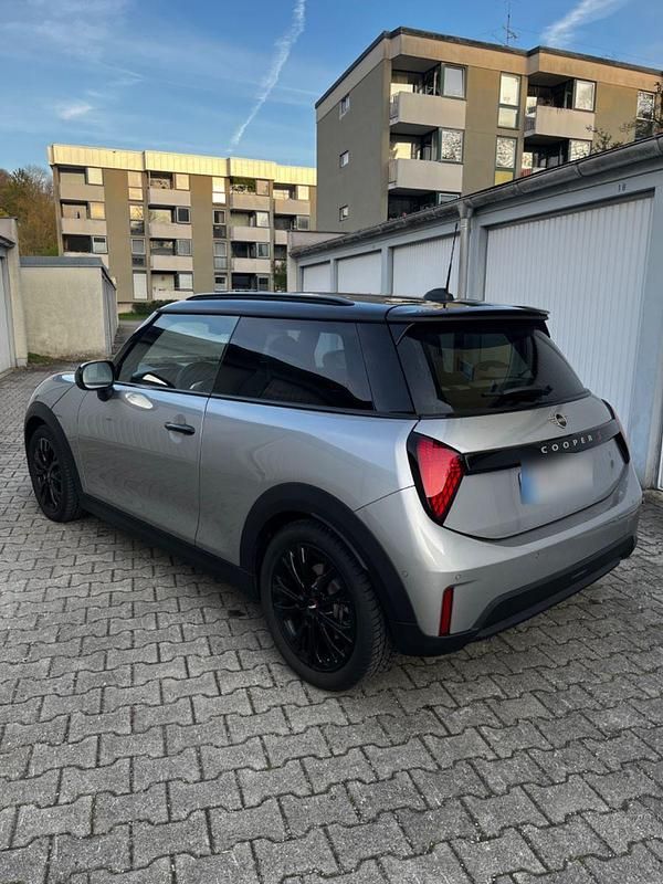 Usata Mini Cooper S 204 CV (150 kW) 2025 Argento Utilitaria
