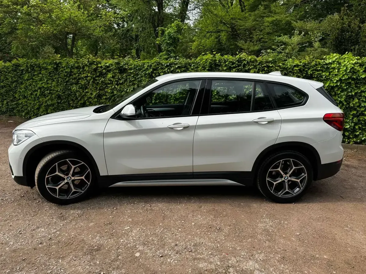 Gebraucht BMW X1 Advantage 150 PS (110 kW) 2015 Weiß SUV