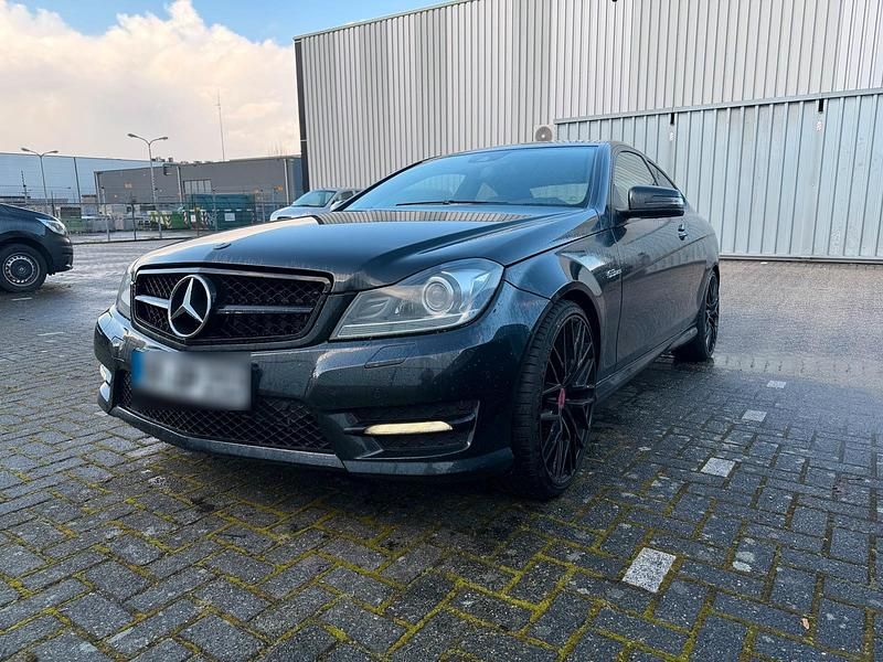 Gebraucht Mercedes C350 306 PS (225 kW) 2012 Schwarz Coupé
