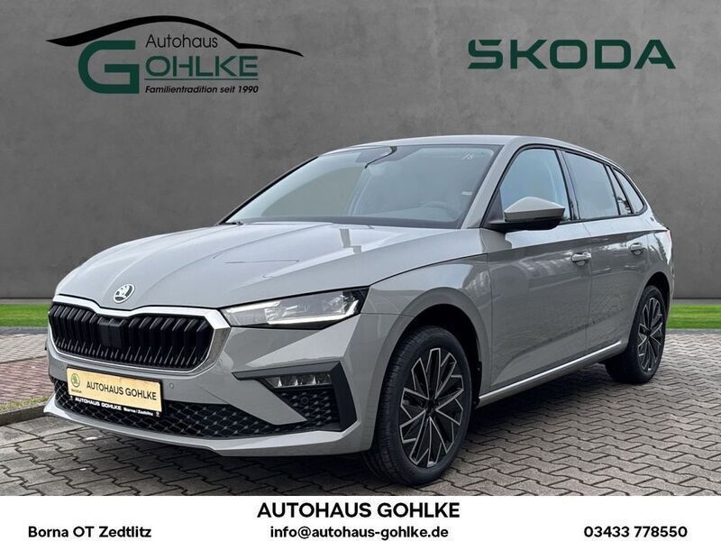 Stahlgrau Neu 2025 Skoda Scala Tour Kleinwagen | 35.520 € - Bild 1/4