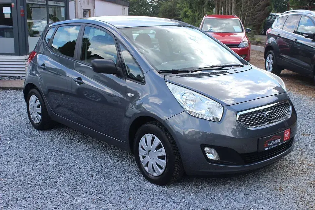 Gebraucht Kia Venga 90 PS (66 kW) 2010 Grau Kleinwagen