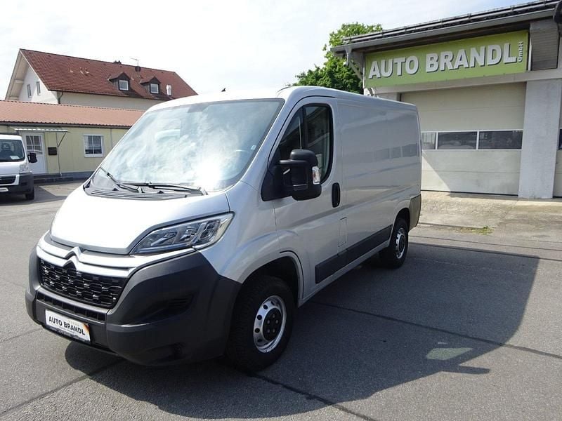 Silber Gebraucht 2021 Citroën Jumper Van / Kleinbus | 17.000 € (Guter Preis) - Bild 1/4