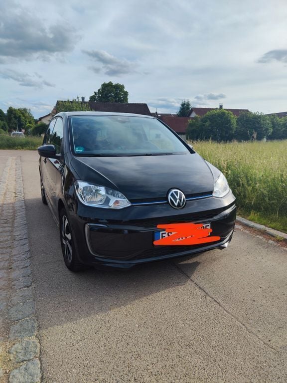 Schwarz Gebraucht 2021 VW e-up! Kleinwagen | 12.500 € (Guter Preis) - Bild 1/4