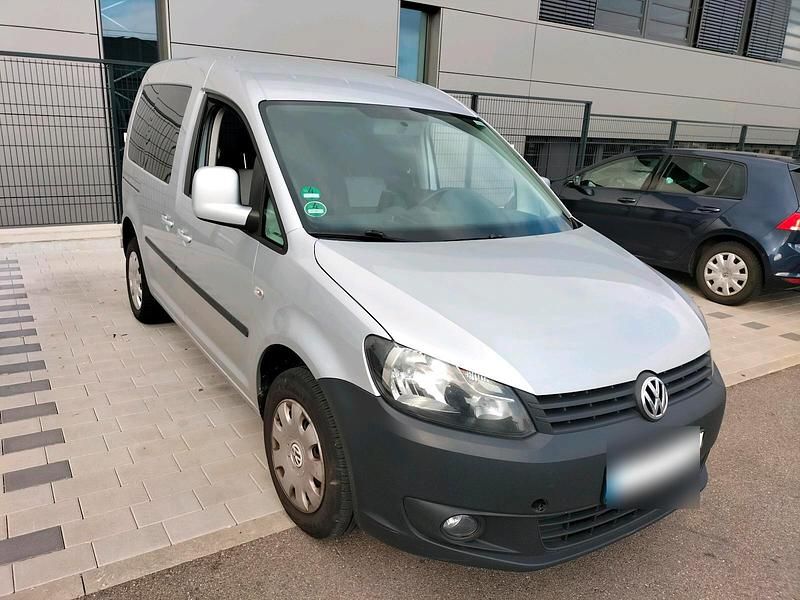 Silber Gebraucht 2011 VW Caddy Life Van / Kleinbus | 4.490 € (Superpreis) - Bild 1/4