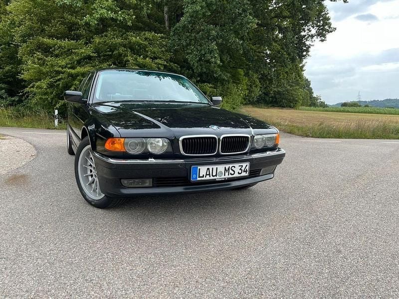 Gebraucht BMW 740 286 PS (210 kW) 1998 Schwarz Limousine