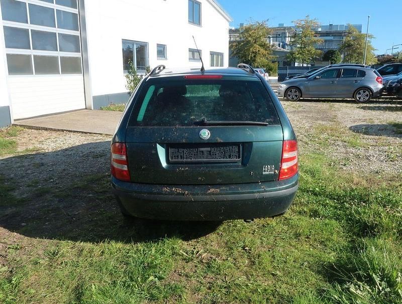 Gebraucht Skoda Fabia Ambiente 75 PS (55 kW) 2006 Grün Kleinwagen