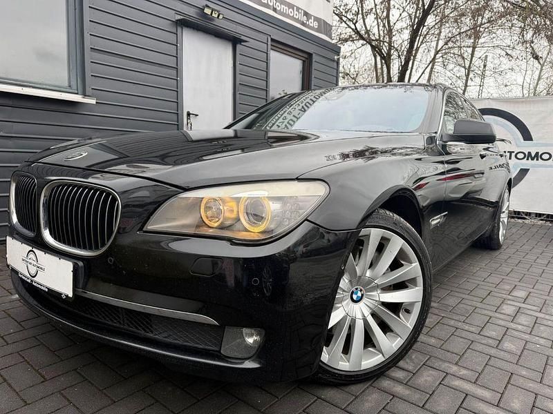 Gebraucht BMW 750 408 PS (300 kW) 2009 Schwarz Limousine