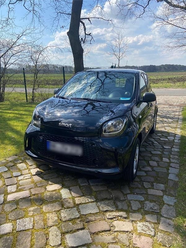 Gebraucht Smart ForFour Electric Drive 60 kW (82 PS) 2021 Schwarz Kleinwagen
