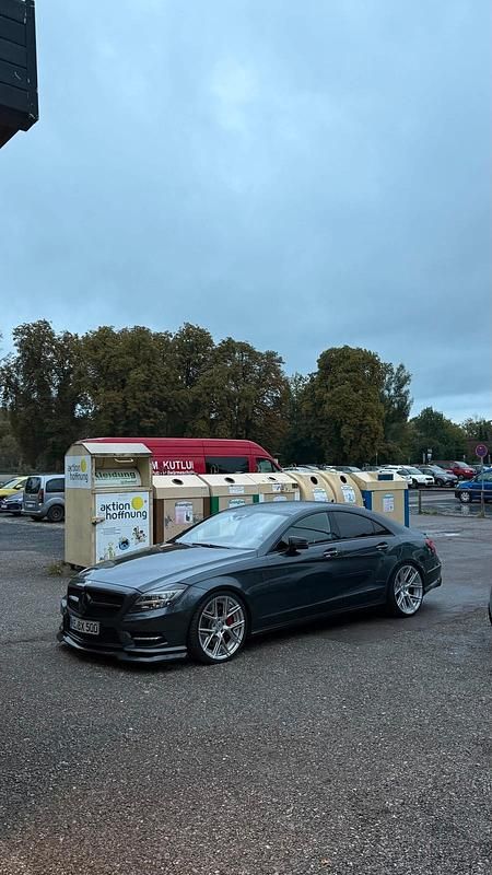 Gebraucht Mercedes CLS500 408 PS (300 kW) 2011 Grau Limousine