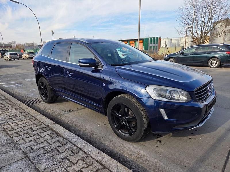 Gebraucht Volvo XC60 Ocean Race 150 PS (110 kW) 2015 Blau SUV