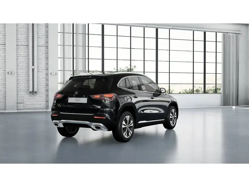 Gebraucht Mercedes GLA200 Progressive 163 PS (119 kW) 2025 Schwarz kosmosschwarz metallic SUV