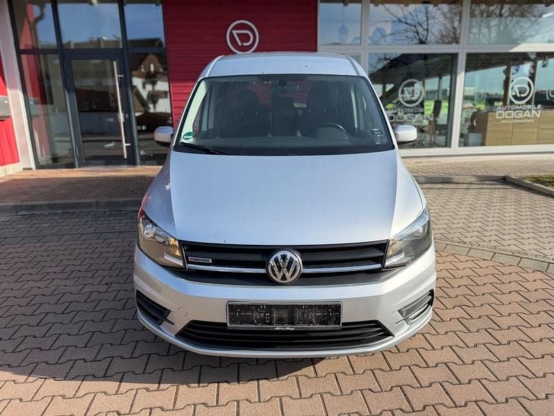 Second-hand VW Caddy Maxi 122 CP (89 kW) 2016 Argintiu Monovolum