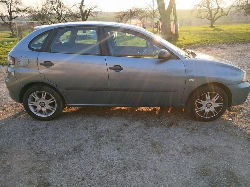 Gebraucht Seat Ibiza 75 PS (55 kW) 2007 Blau Kleinwagen