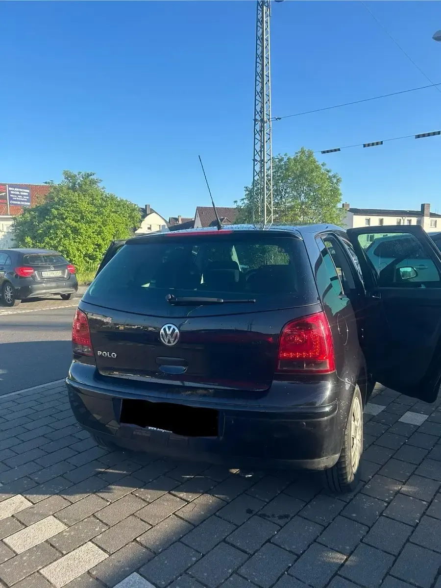 Gebraucht VW Polo 69 PS (50 kW) 2008 Schwarz Kleinwagen