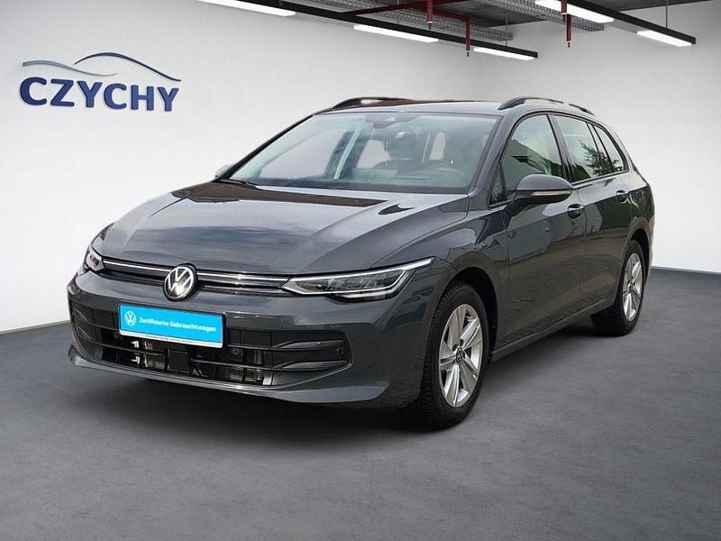 Grau Gebraucht 2024 VW Golf VIII Life Kombi | 26.980 € (Etwas zu teuer) - Bild 1/4