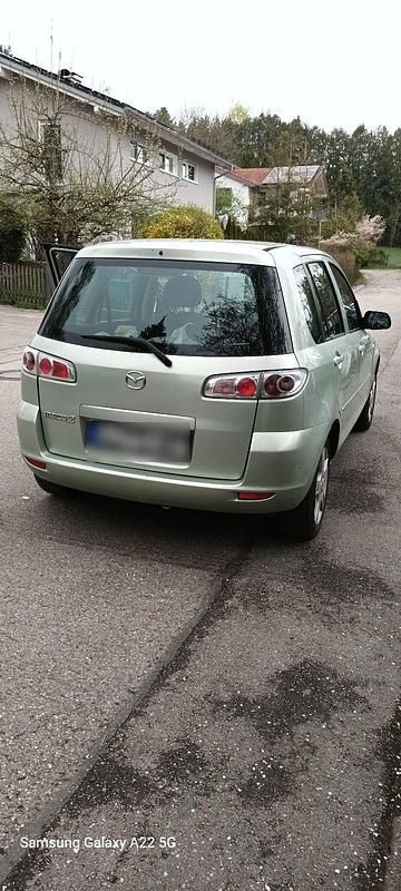 Gebraucht Mazda 2 80 PS (58 kW) 2007 Grün Kleinwagen