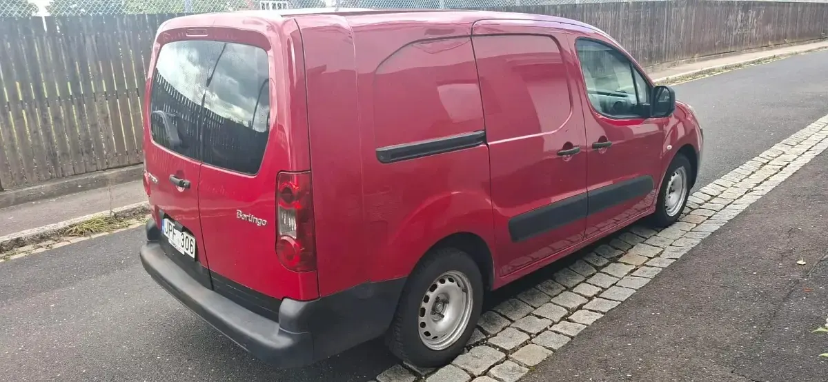 Gebraucht Citroën e-Berlingo 90 PS (66 kW) 2010 Rot Van / Kleinbus