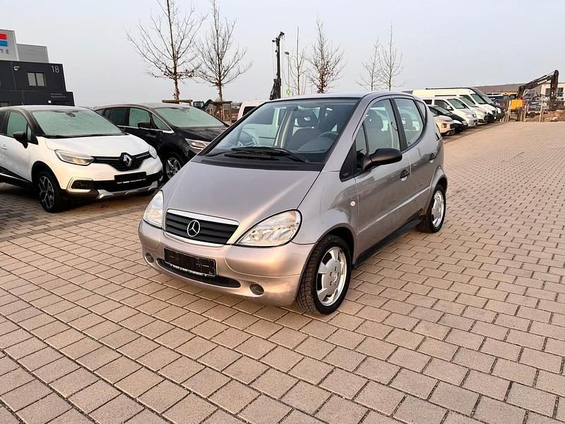 Gebraucht Mercedes A160 Classic 102 PS (75 kW) 2000 Grau Van / Kleinbus