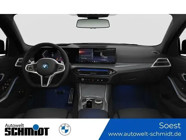 Gebraucht BMW 330e M Sport 292 PS (214 kW) 2026 Schwarz Kombi