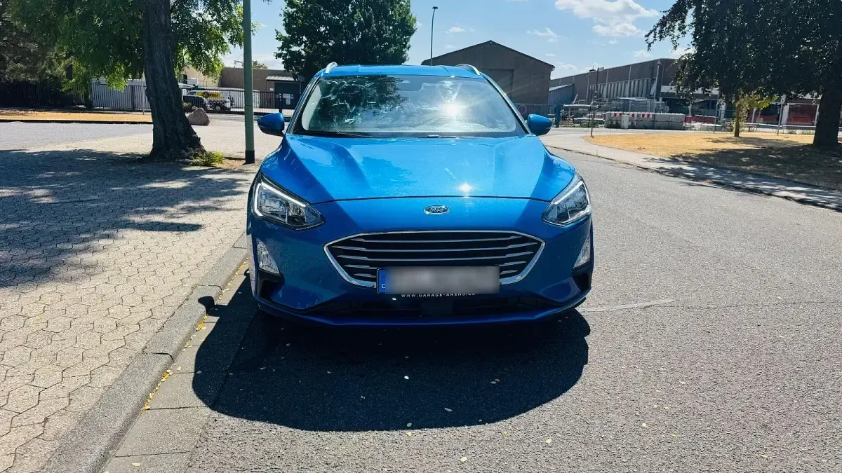 Gebraucht Ford Focus 125 PS (91 kW) 2021 Blau Limousine