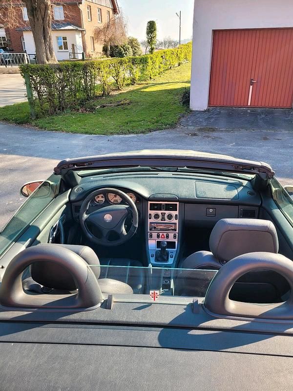 Gebraucht Mercedes SLK200 163 PS (119 kW) 2002 Andere farben Cabrio