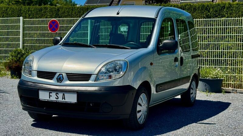 Grau Gebraucht 2003 Renault Kangoo Expression Van / Kleinbus | 2.200 € (Guter Preis) - Bild 1/4