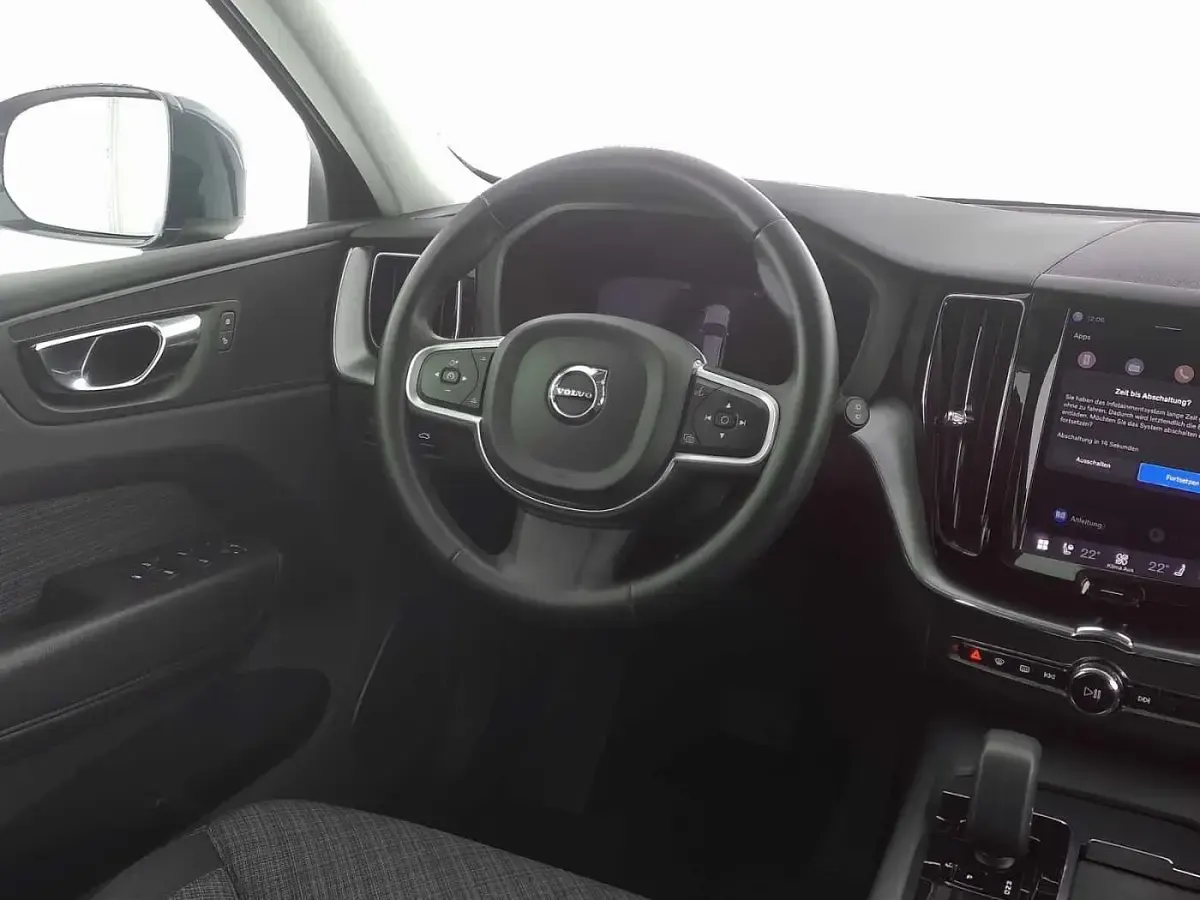 Gebraucht Volvo XC60 145 PS (106 kW) 2022 SUV