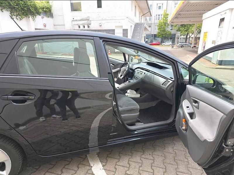 Gebraucht Toyota Prius 136 PS (100 kW) 2009 Schwarz Kleinwagen