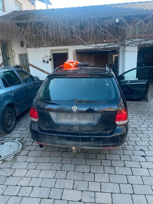 Gebraucht VW Golf VII 104 PS (76 kW) 2012 Schwarz Kombi