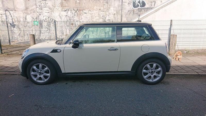 Gebraucht Mini One D 98 PS (72 kW) 2012 Weiß Kleinwagen