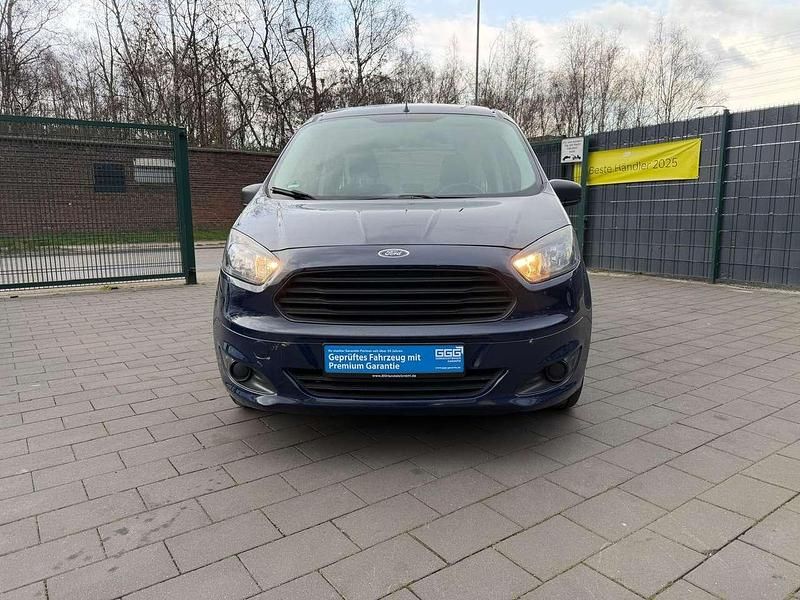Gebraucht Ford Tourneo Courier Ambiente 101 PS (74 kW) 2017 Blazerblau Van / Kleinbus