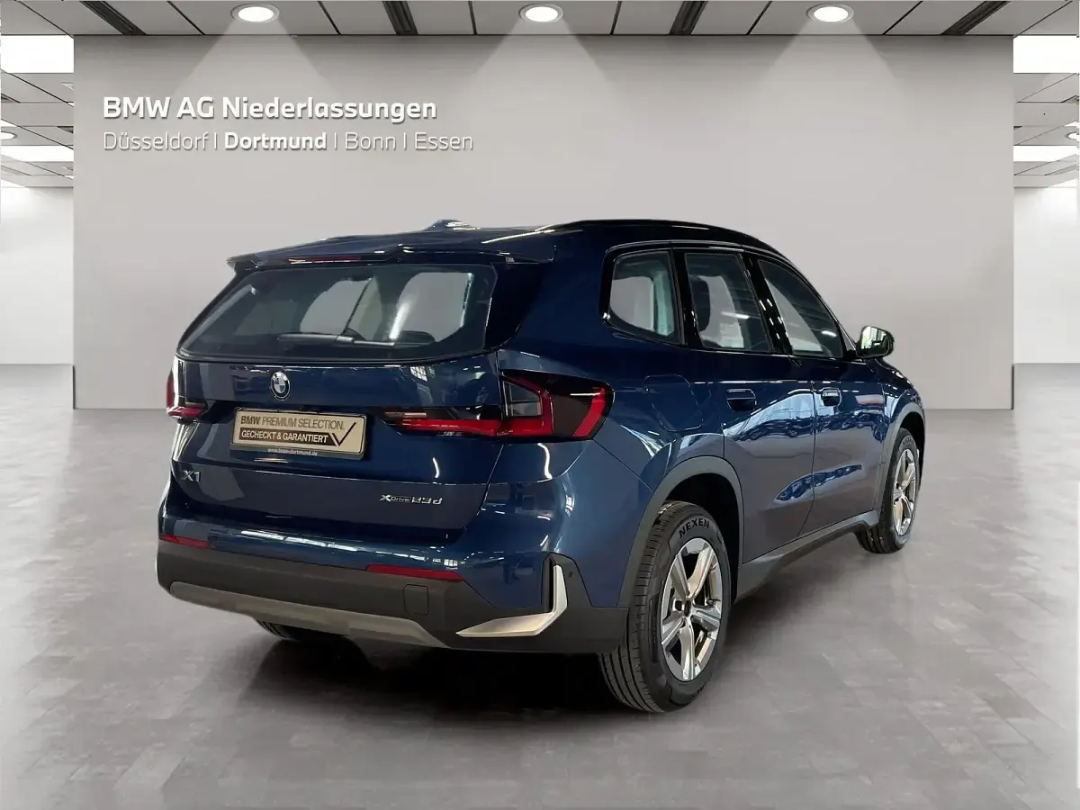 Gebraucht BMW X1 Shadowline 197 PS (144 kW) 2024 Blau SUV