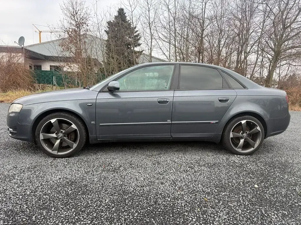 Gebraucht Audi A4 S-Line 163 PS (119 kW) 2005 Gold Limousine