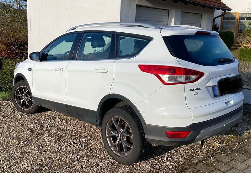 Usado Ford Kuga Individual 150 HP (110 kW) 2014 Branco SUV