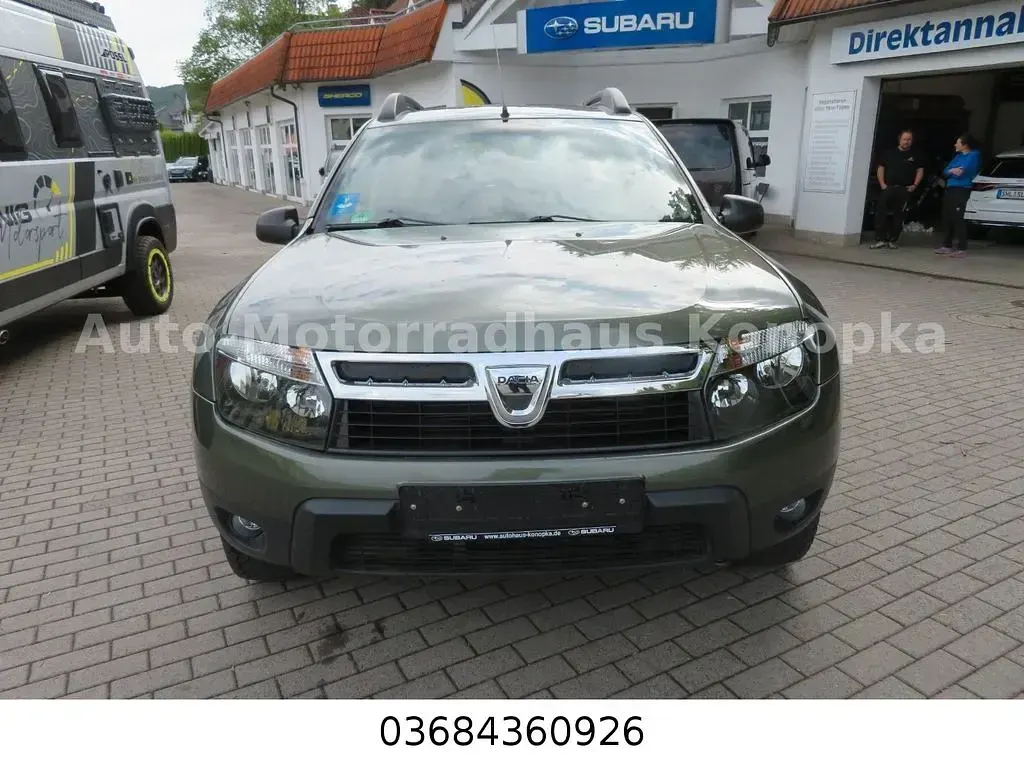 Second-hand Dacia Duster 105 CP (77 kW) 2012 Verde SUV
