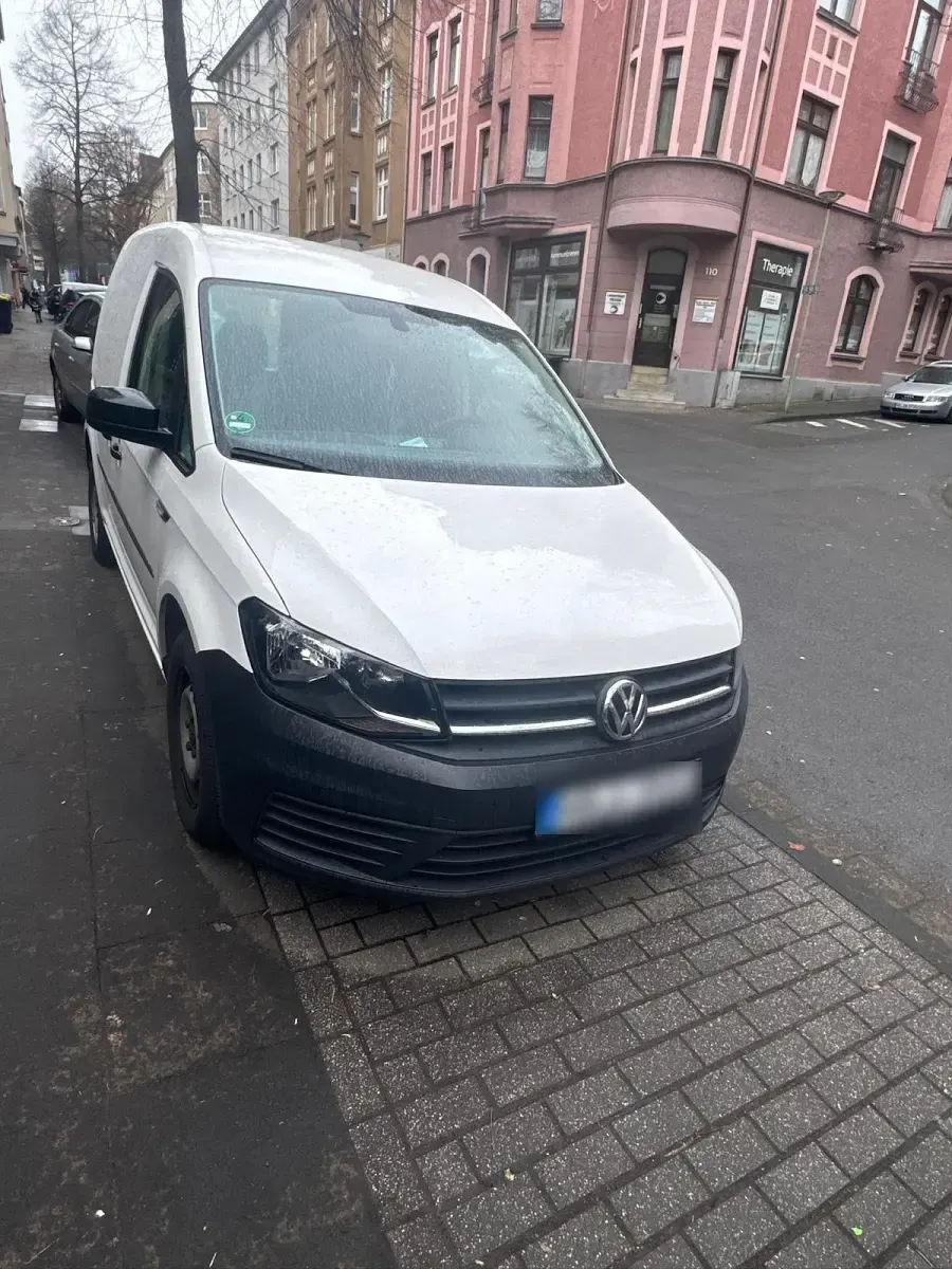 Gebraucht VW Caddy 102 PS (75 kW) 2019 Weiß Van / Kleinbus