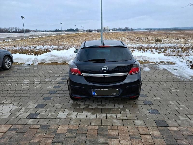 Gebraucht Opel Astra GTC 110 PS (80 kW) 2009 Schwarz Limousine