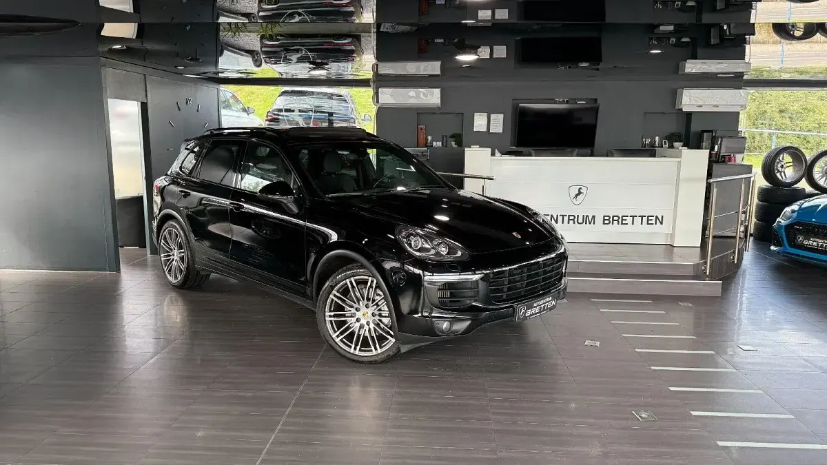 Gebraucht Porsche Cayenne Sport 385 PS (283 kW) 2014 Tiefschwarz SUV