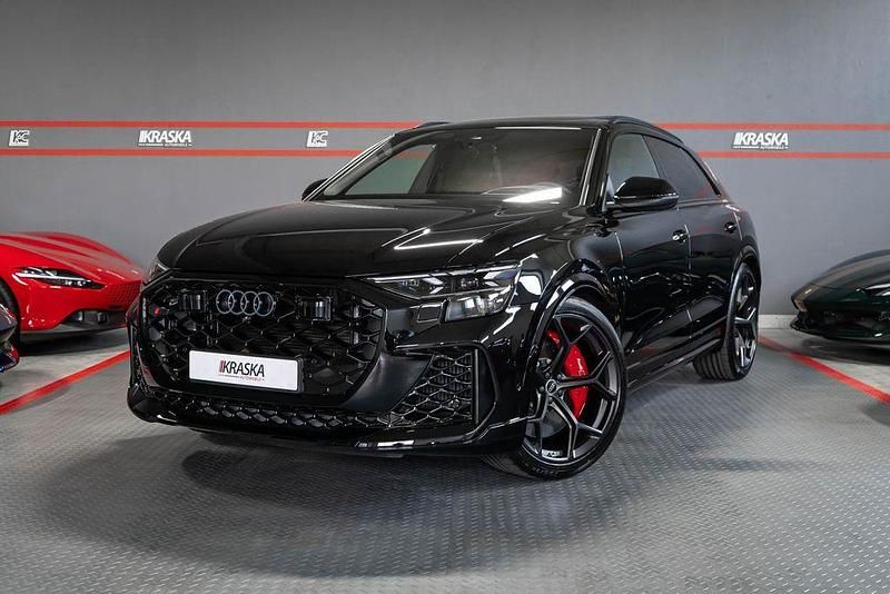 Neu Audi RS Q8 Performance 640 PS (470 kW) 2026 Schwarz SUV