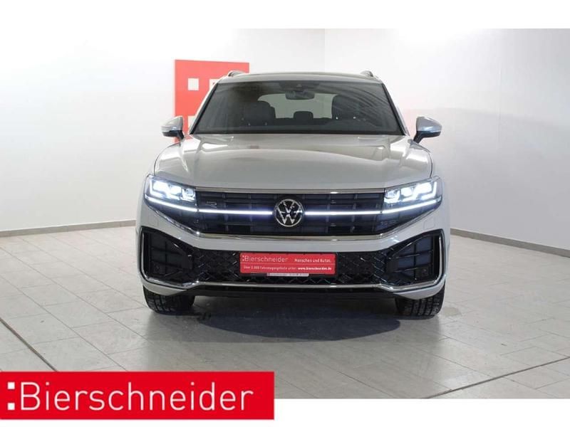Gebraucht VW Touareg R-line 286 PS (210 kW) 2023 Beige SUV
