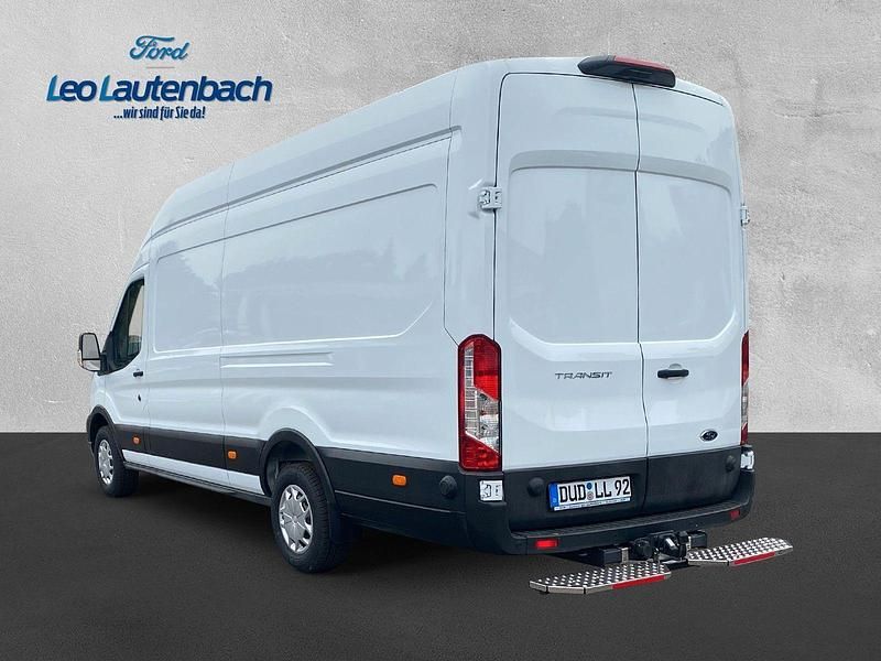 Gebraucht Ford Transit Trend 170 PS (125 kW) 2025 Frozen white Pickup
