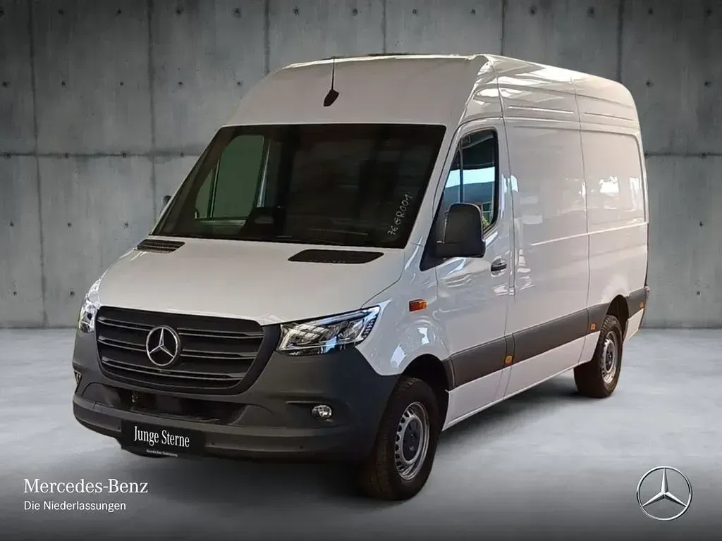 Gebraucht Mercedes Sprinter 170 PS (125 kW) 2024 Weiß Van